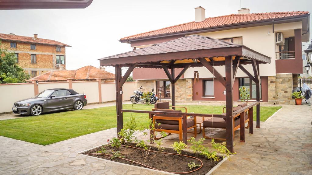 Guest House Meridi Preszelci Kültér fotó